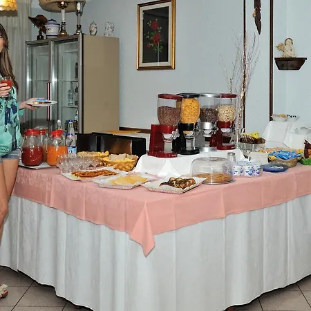 Otel Lidia